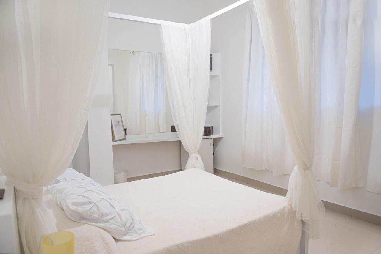 Hostal Mama Mambo - Zona Colonial Santo Domingo Zewnętrze zdjęcie